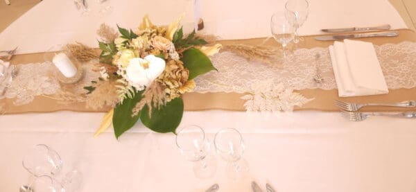 Centre de table fleurs fraîches et séchées – Image 2
