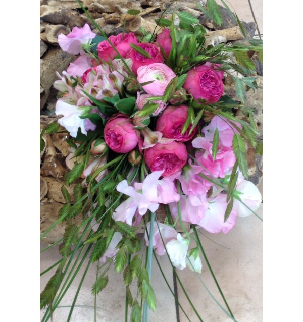 Brassée d'oeillets camaieux roses - Le Bouquet de Fleurs