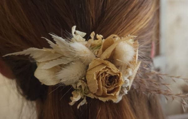 Barrette en fleurs séchées – Image 4