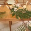 Table honneur duo , fauteuils et décoration florale – Image 3
