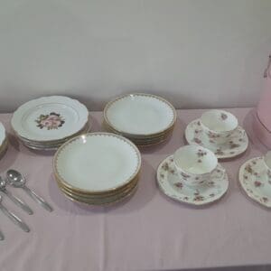 Assiette entrée ou dessert vintage dépareillées