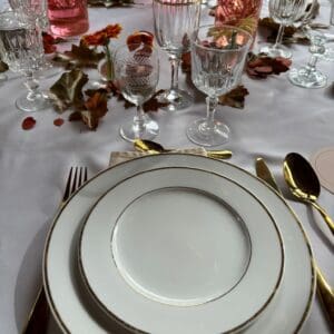 Verre a pied dépareillé