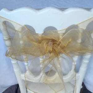 Nœud de chaise ou chemin de table organza or
