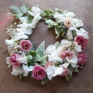 Couronne fleurs fraîches