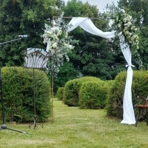 Pupitre en fer forgé marron foncé