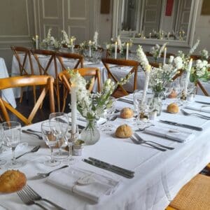 Mini vase/ soliflore de fleurs blanches