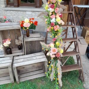 Escabeau de peintre fleuri