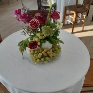 Centre de table destructurée avec fruits