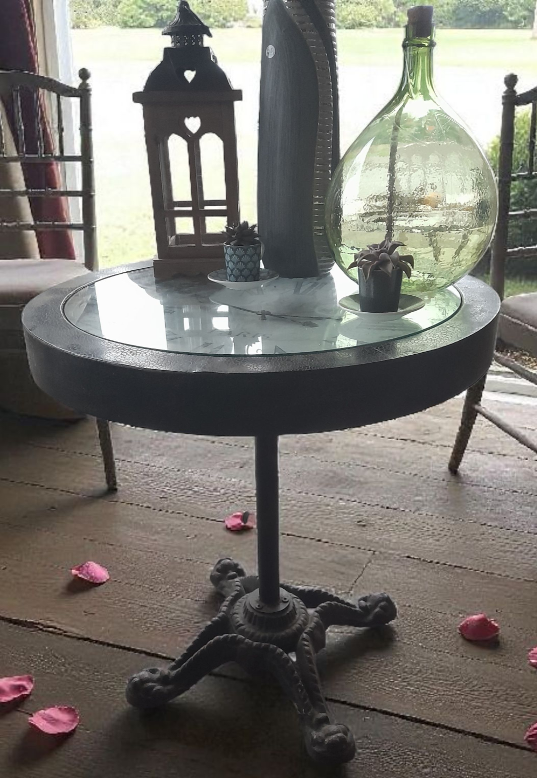 Gueridon, table d'appoint: Horloge Paris