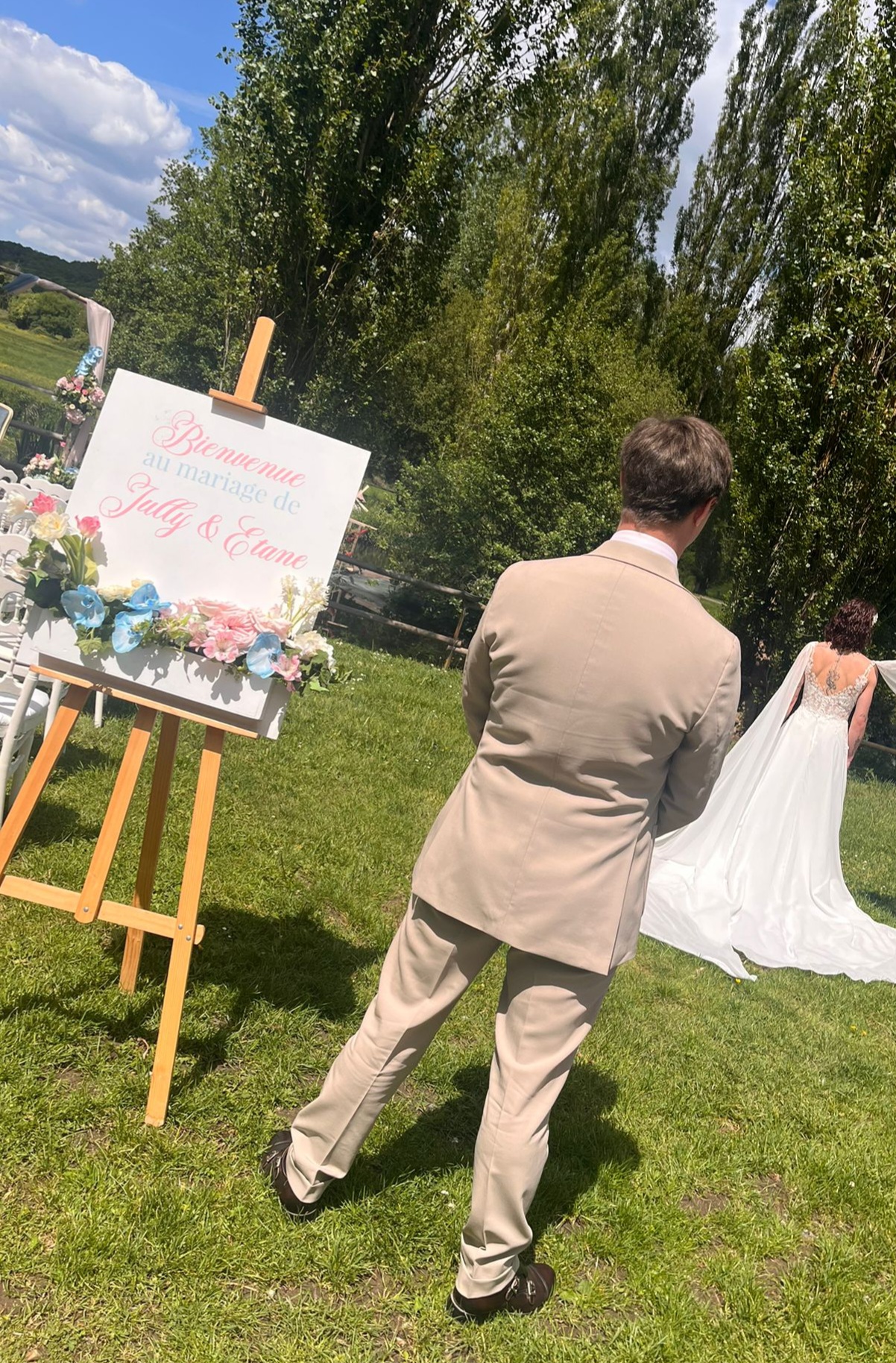 Panneau d'accueil avec support jardinière blanc